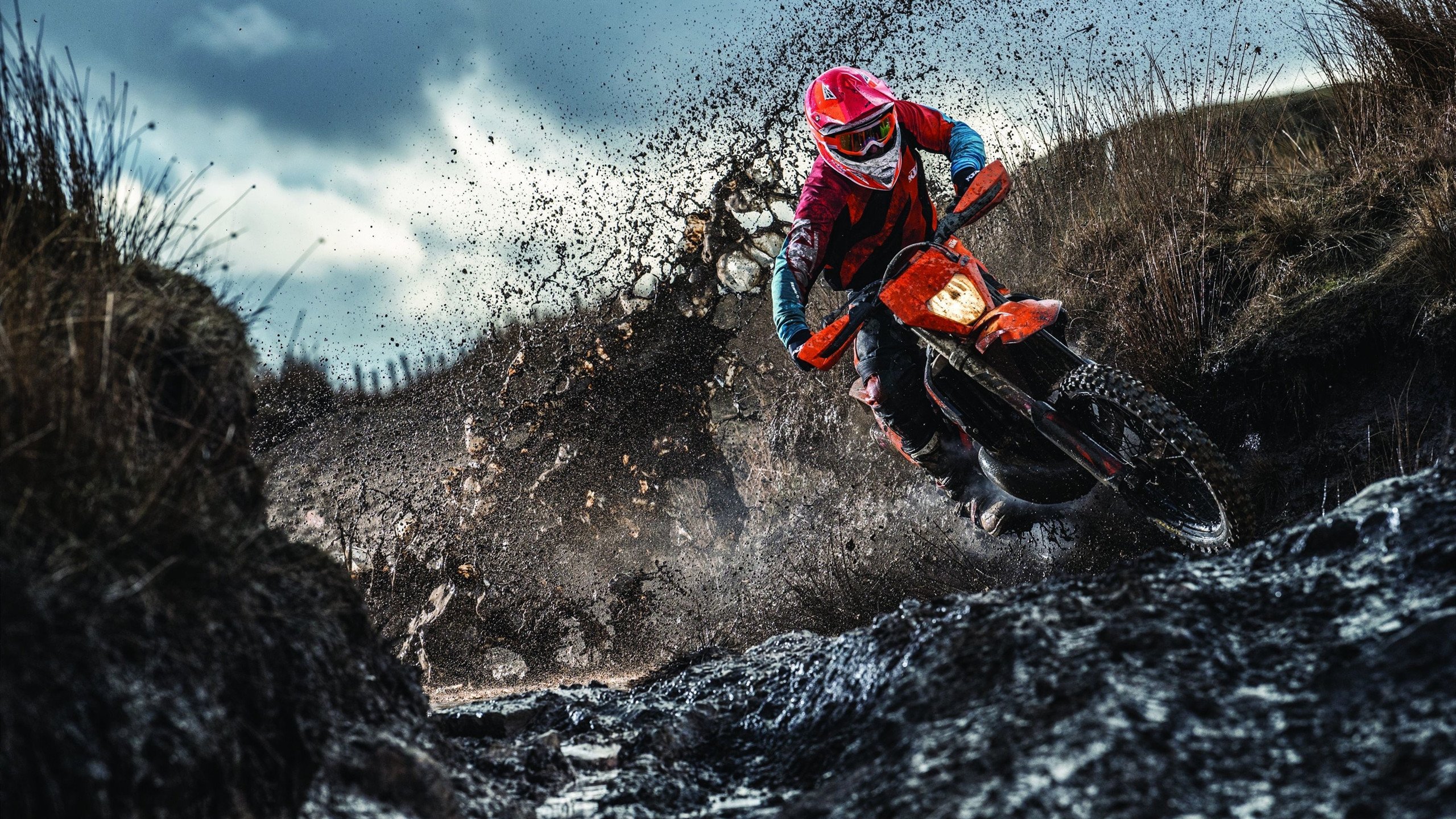 季后赛抢七之夜，伊布防守端锁死对手，铸就传奇之战