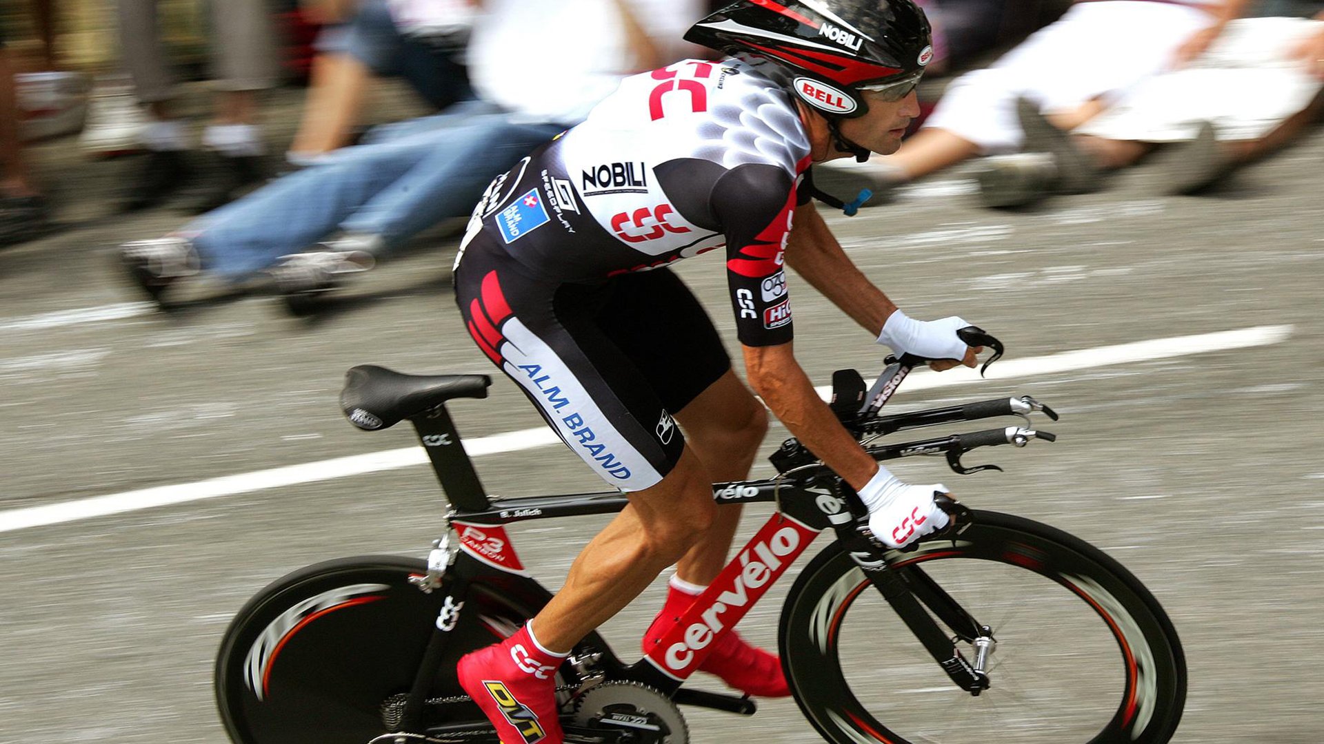 马刺翻盘山西队,米切尔的巨星时刻与篮球的东方回响