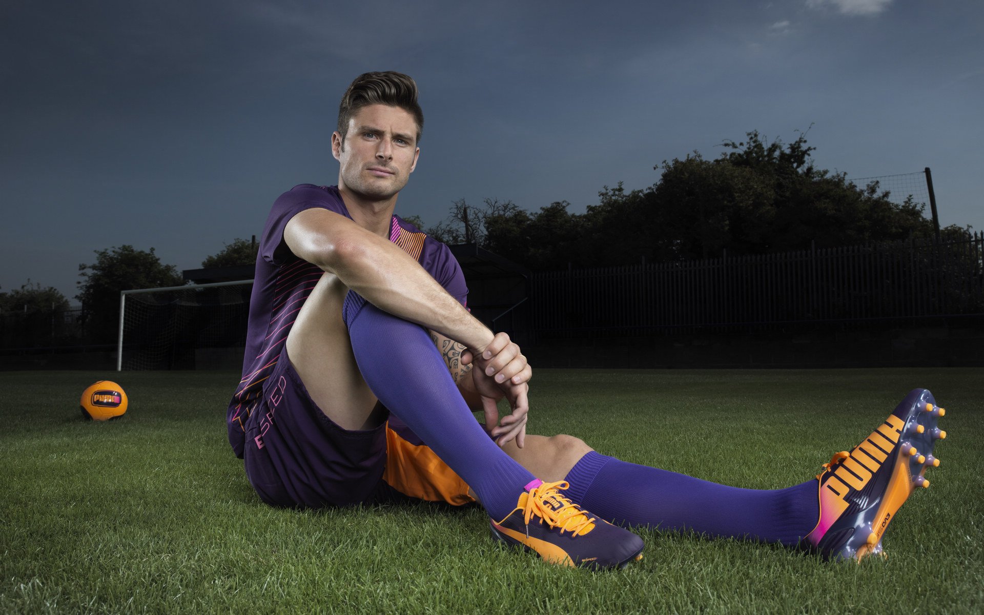 年度焦点之战之夜，莫兰特以心跳节奏唤醒沉睡的雄狮